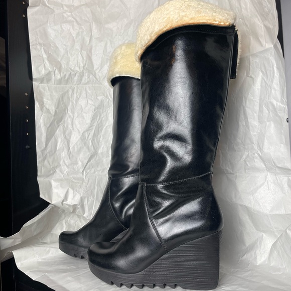 Preloved MICHAEL Michael Kors y2k leather sherpa trim wedge boots size 7.5 - Picture 11 of 17